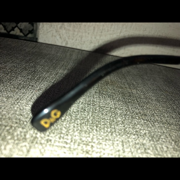 Dolce and Gabanna square sunglasses - Picture 2 of 4